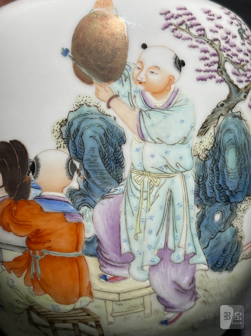 民国 粉彩婴戏纹瓶 - 图8